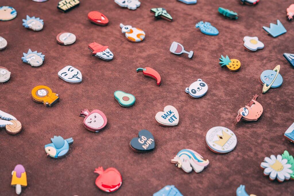 Using Custom Badges to Benefit Your Creative Business